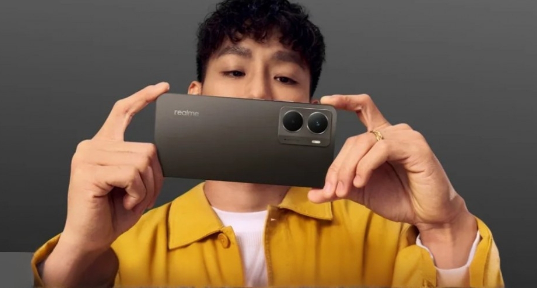 Unleash the Future with Realme Neo 7X Speed Strength and Stunning Display