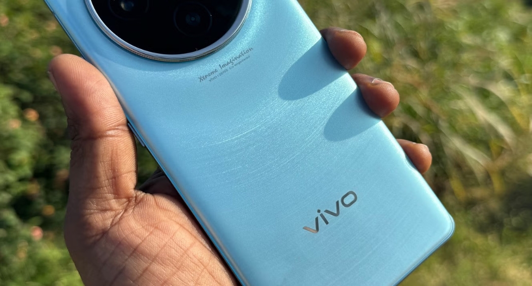 Vivo X100 Pro+The Ultimate Smartphone with a Next Level Camera and Power Packed Performance