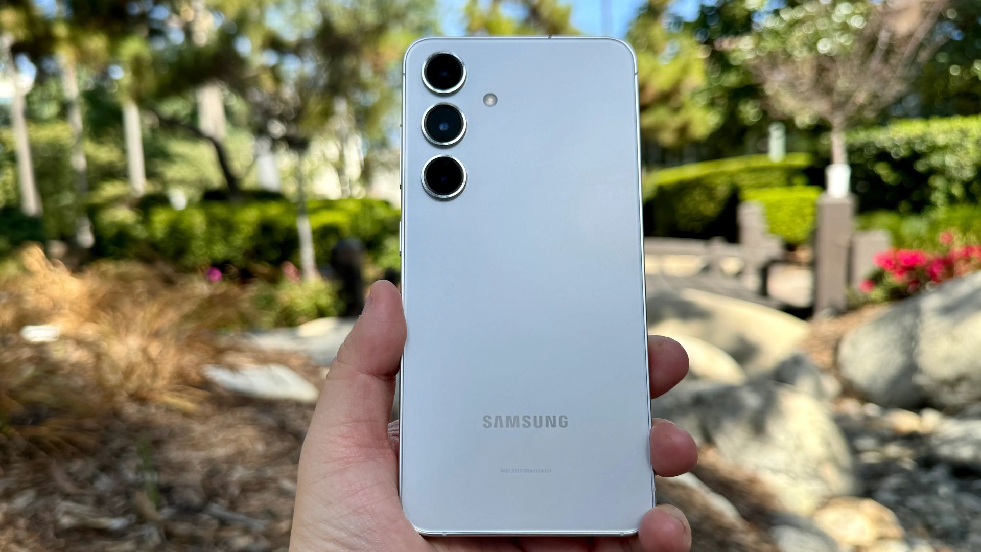 Samsung Galaxy S24 plus A Perfect Blend of Power and Elegance