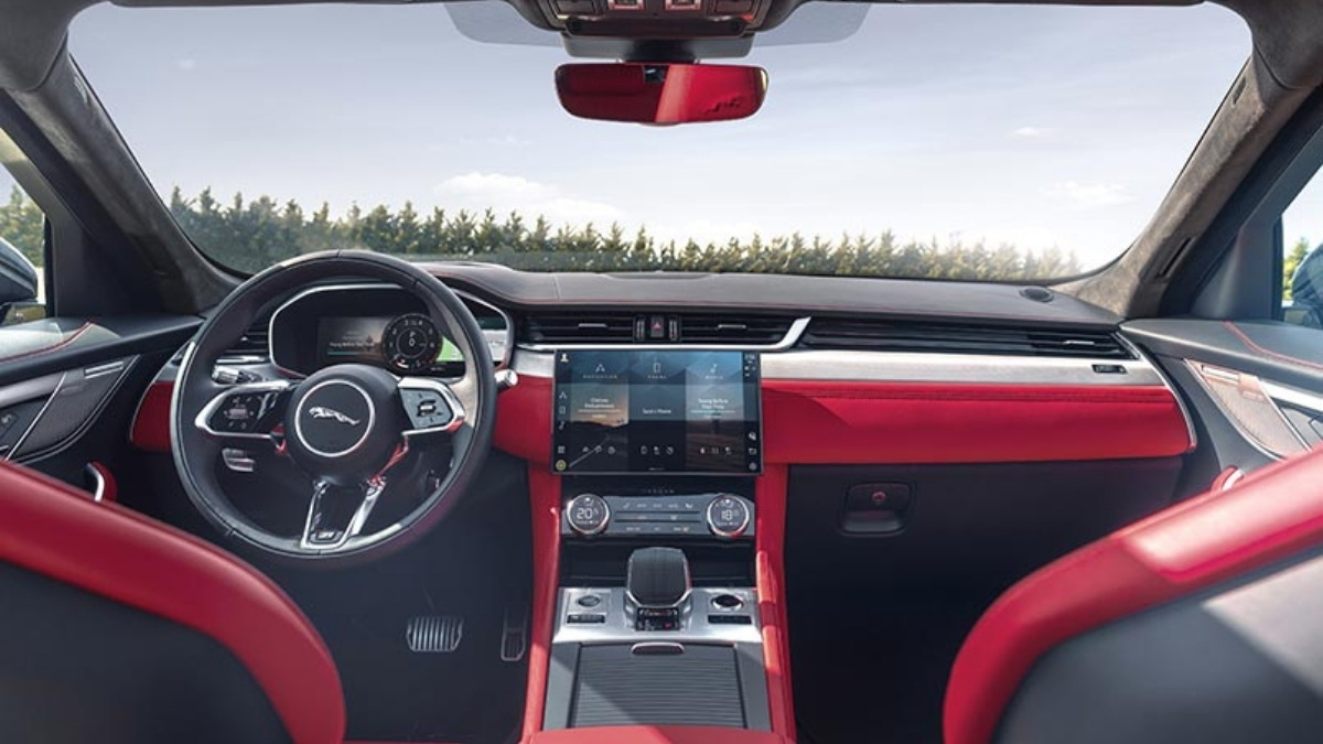 Jaguar F-Pace